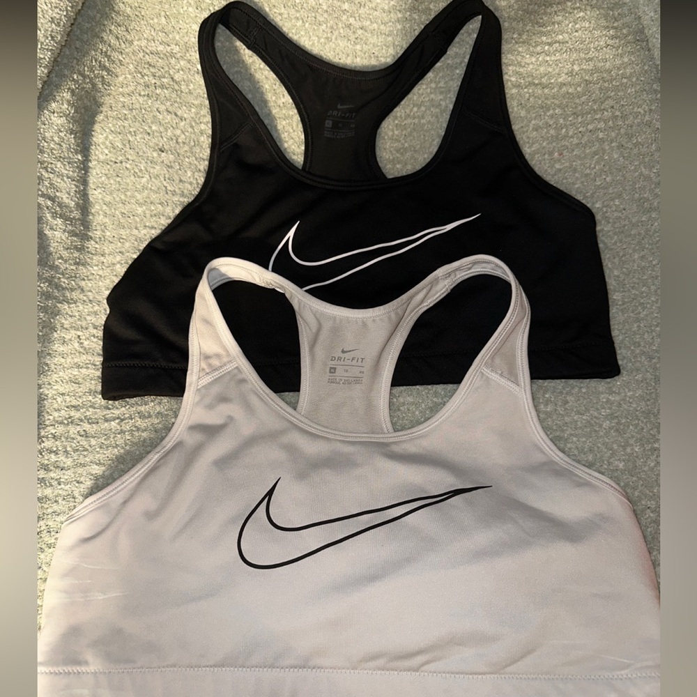 Nike Women's Black and White Sports Bra Duo